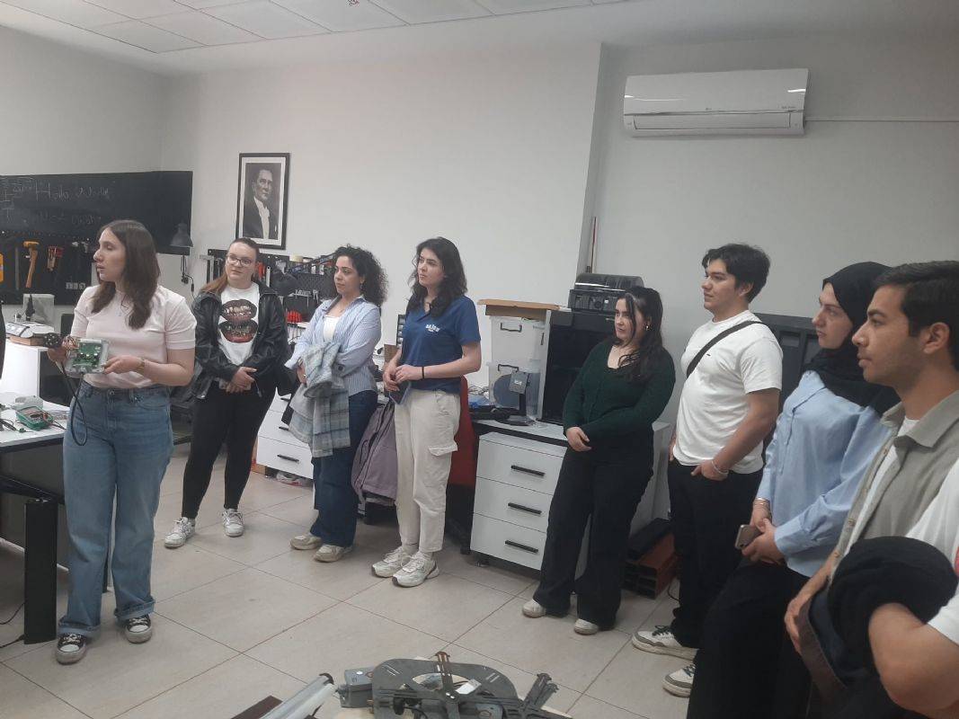 IEEE BAİBÜ Student Branch Ekibinin Teknokent Ziyareti